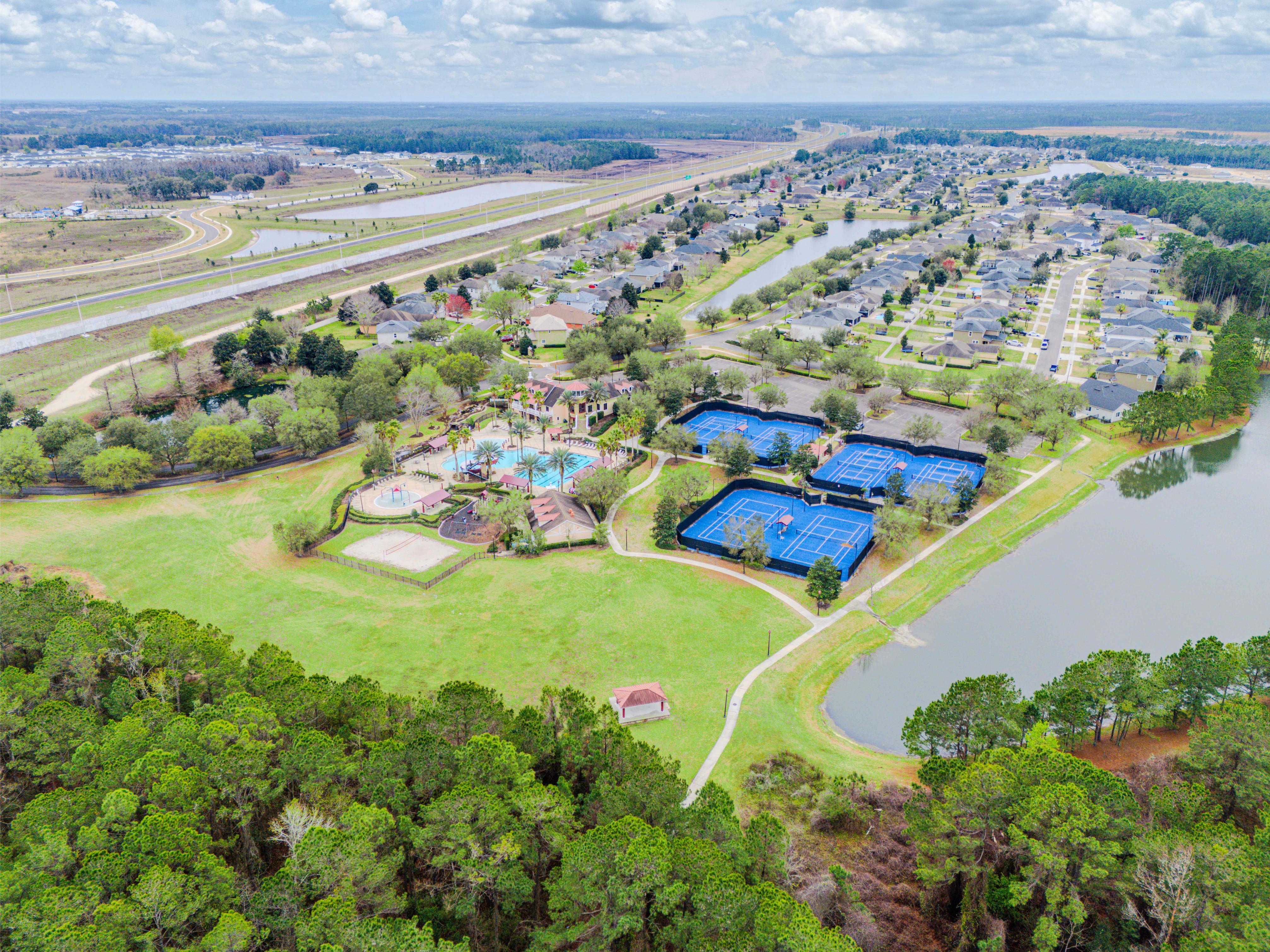 Community features in Rolling Hills near 167 Hidden Meadows Court