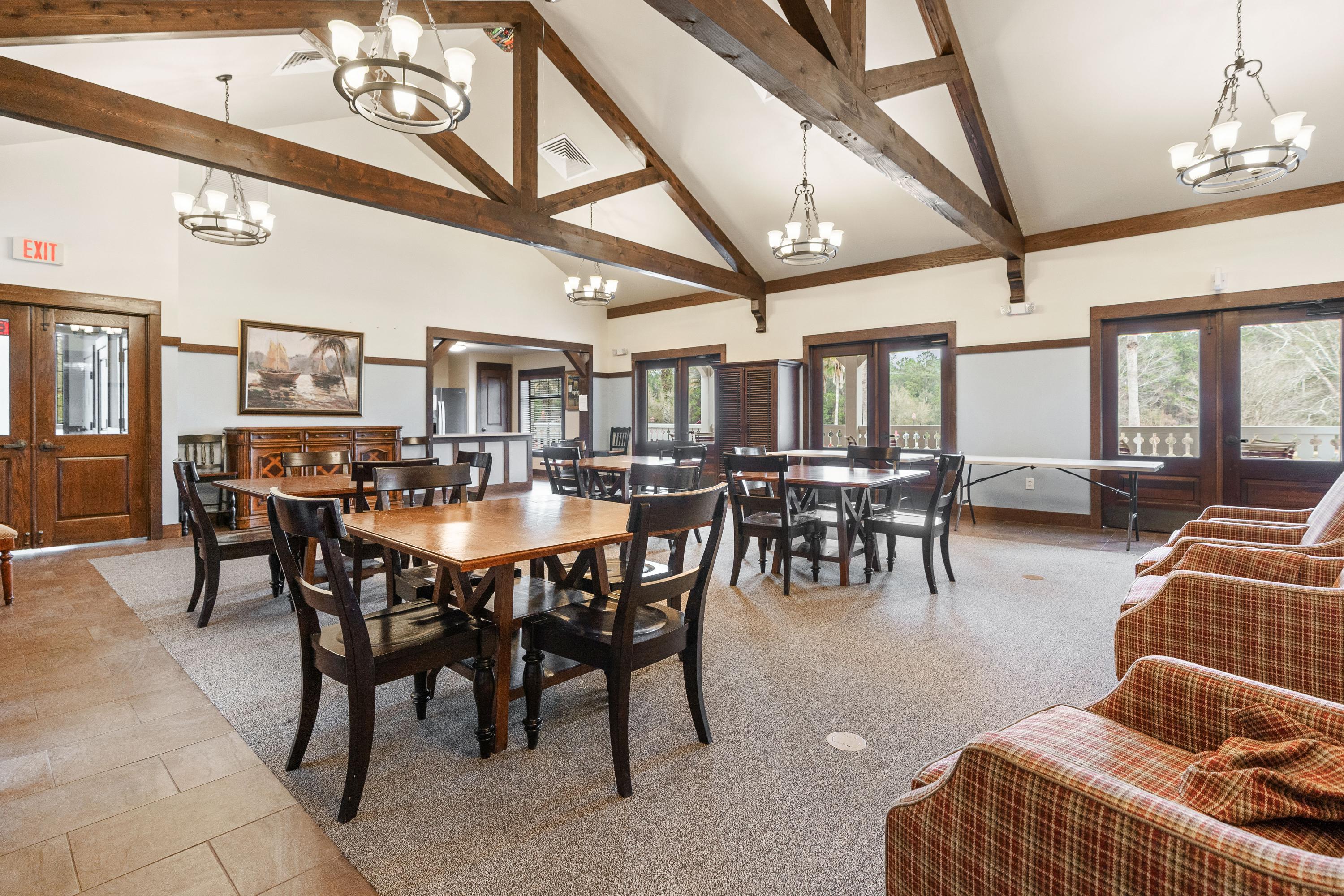 Amenity area in Rolling Hills community near this home for sale
